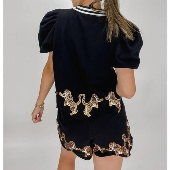QUEEN OF SPARKLES Black Top with Tiger Detail - Picture 3 of 11
